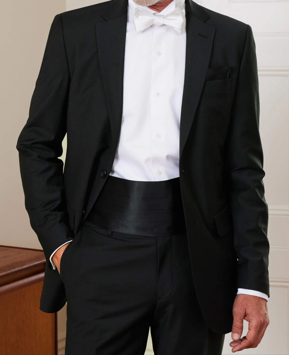 Black Wool-Blend Tailored Suit - Image 14